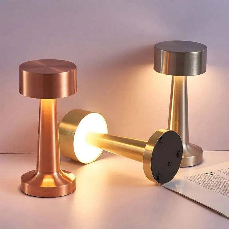 Lampe de Table LED RétroGold Chic